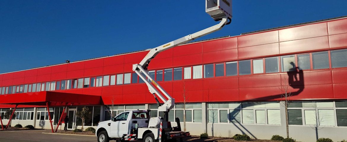 Palfinger radna košara P130A za Željeznice Republike Srpske