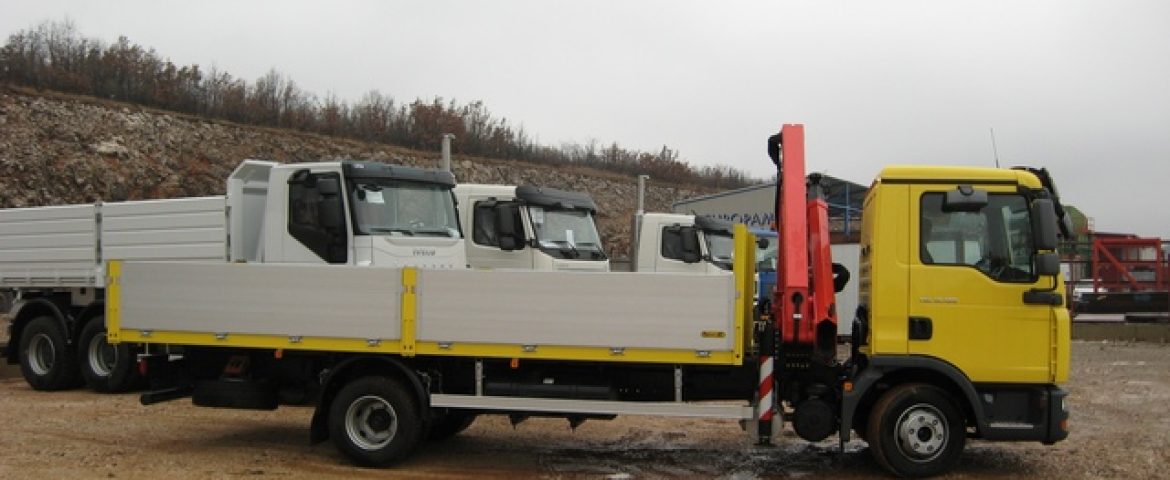 Auto Truck Trade – Ahydron opremljen Palfinger dizalicom PK10000B