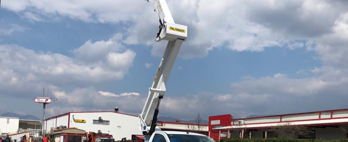 Palfinger radna korpa P130A na Ford Rangeru za Elnos BL