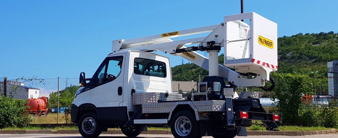 Tri radne korpe Palfinger P130A za ZEDP Elektro-Bijeljina
